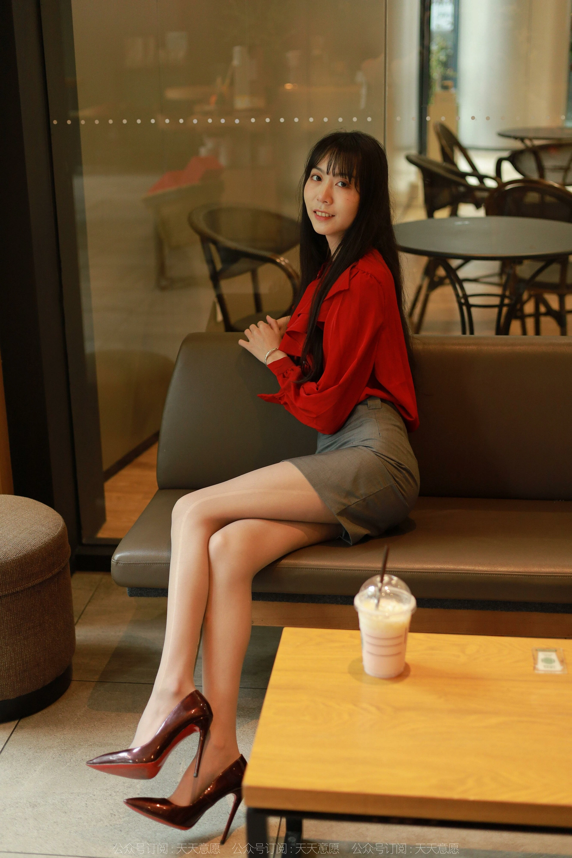 [IESS异思趣向] 2022.06.02 丝享家 1105:团团《对面的美女同事》 1